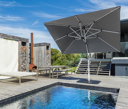 home-residential-cantilever-umbrella.jpg